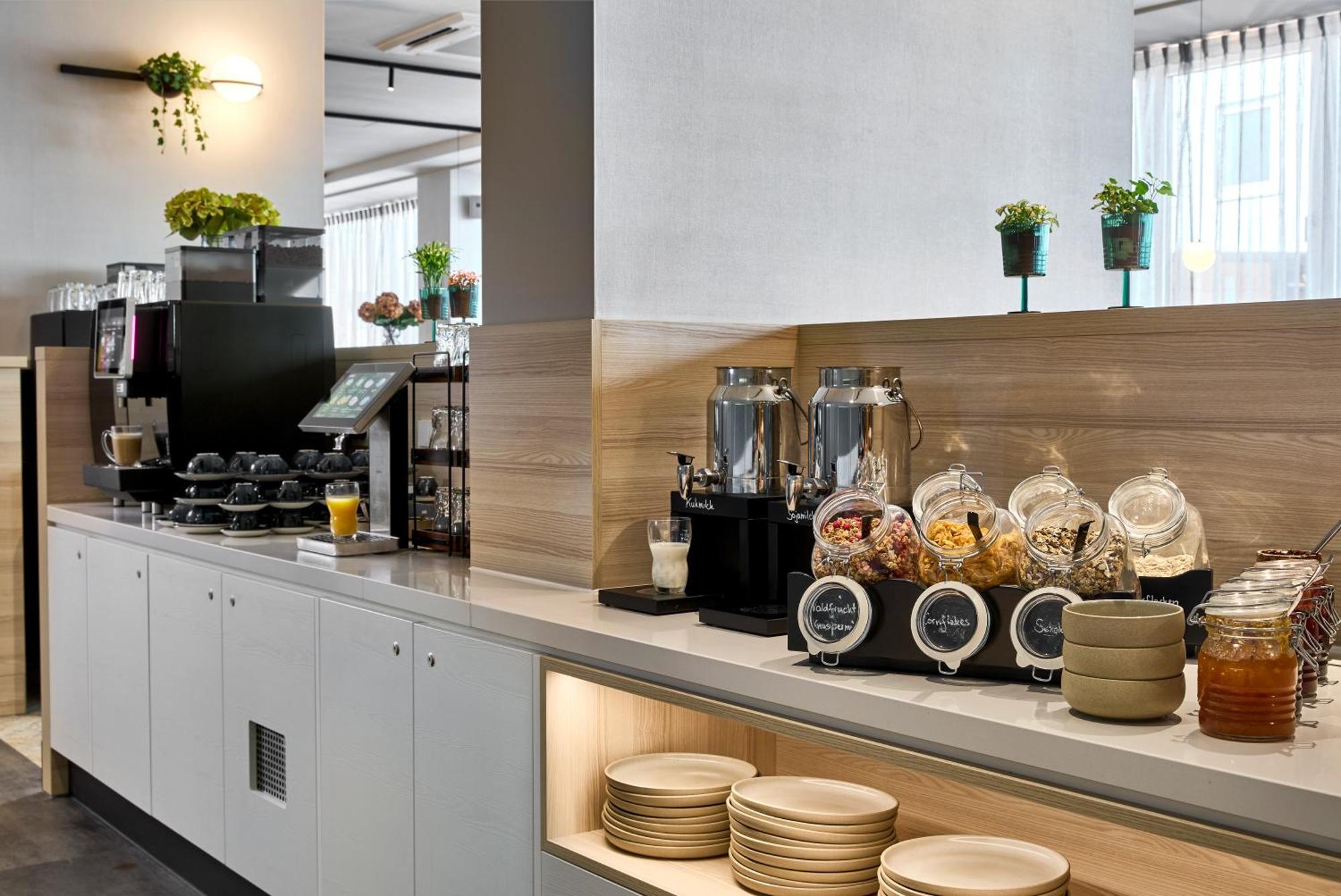 June Six Hotel Hannover City Ngoại thất bức ảnh