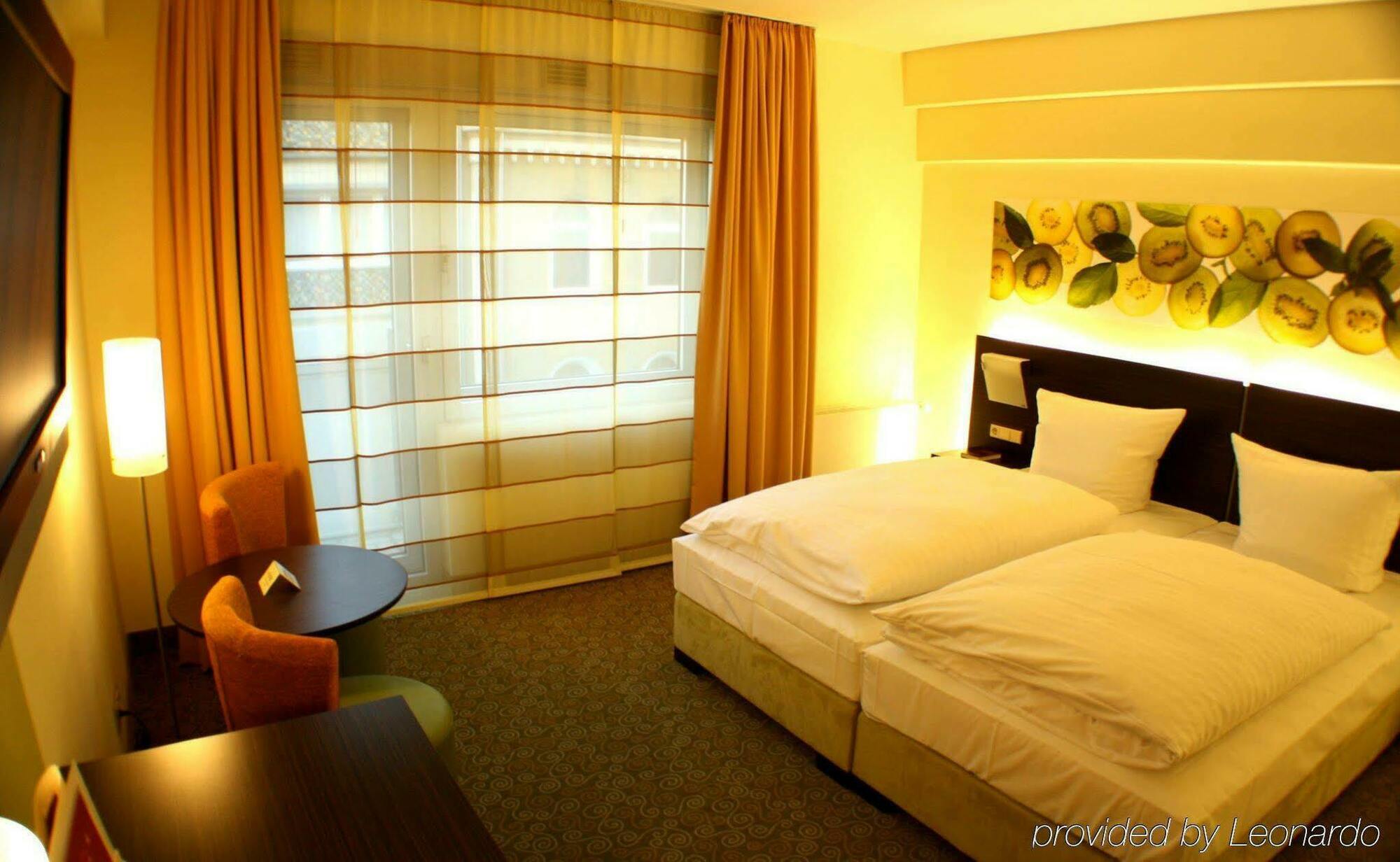 June Six Hotel Hannover City Ngoại thất bức ảnh